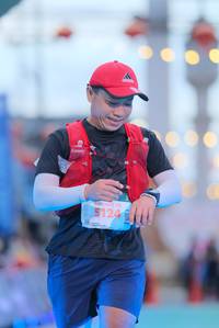 BIB: 5124
                            <button type="button" onclick="openModal(21767110)" class="btn btn-primary btn-sm float-right btn-popup" data-toggle="modal" data-target=".modal-high-quality">
                        <i class="fas fa-shopping-cart"></i> Add to Cart
                    </button>
                                            <button type="button" onclick="isThisMe(21767110, true)" class="btn btn-success btn-sm float-right btn-popup btn-isme hidden" data-toggle="tooltip" data-placement="bottom" title="นี่คือรูปของคุณใช่ไหม คลิกที่นี่เพื่อเอาเข้าอัลบั้ม">
                        <i class="fas fa-plus"></i> Add to album
                    </button>
                    <button type="button" onclick="isThisMe(21767110, false)" class="btn btn-warning btn-sm float-right btn-popup btn-isnotme hidden">
                        <i class="fas fa-ban"></i> Remove from album
                    </button>